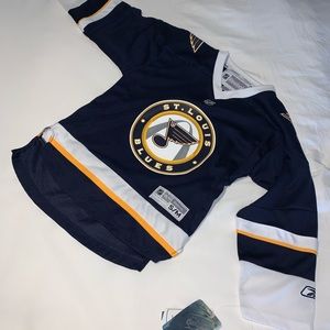 New With Tags Youth S/M St Louis Blues Jersey